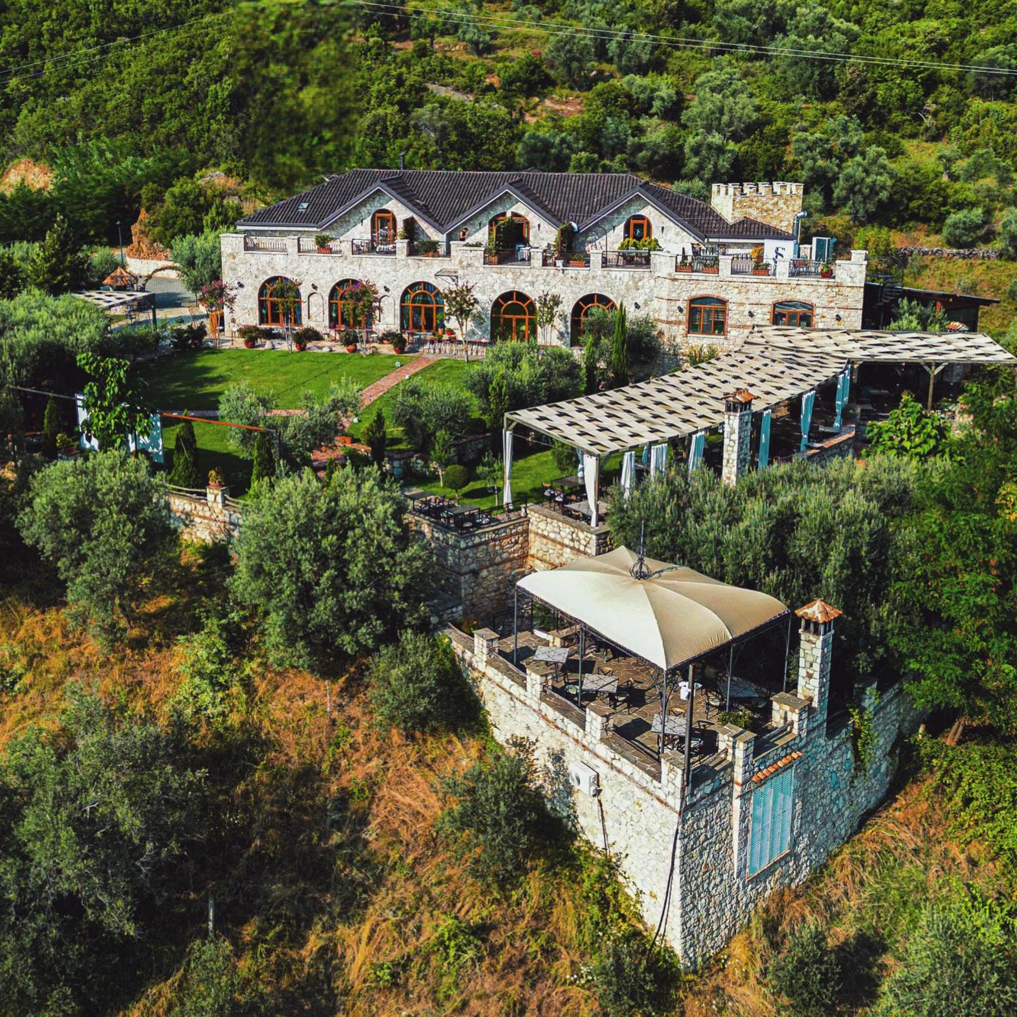 טיראנה Chateau Fasel מראה חיצוני תמונה