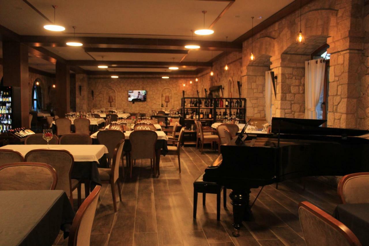 טיראנה Chateau Fasel מראה חיצוני תמונה